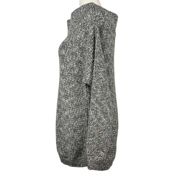 NEW WITH TAGS EXPRESS‎ OFF SHOULDER HEAVY KNIT SWEATER - Picture 4 of 11